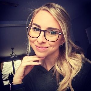 Meet your Posher, Taylor